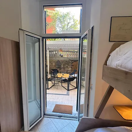 Borghese & Terrace Lejlighed