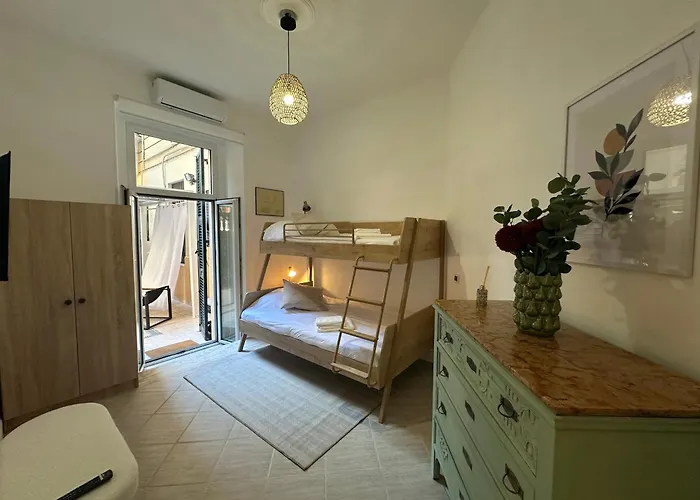 Borghese & Terrace *